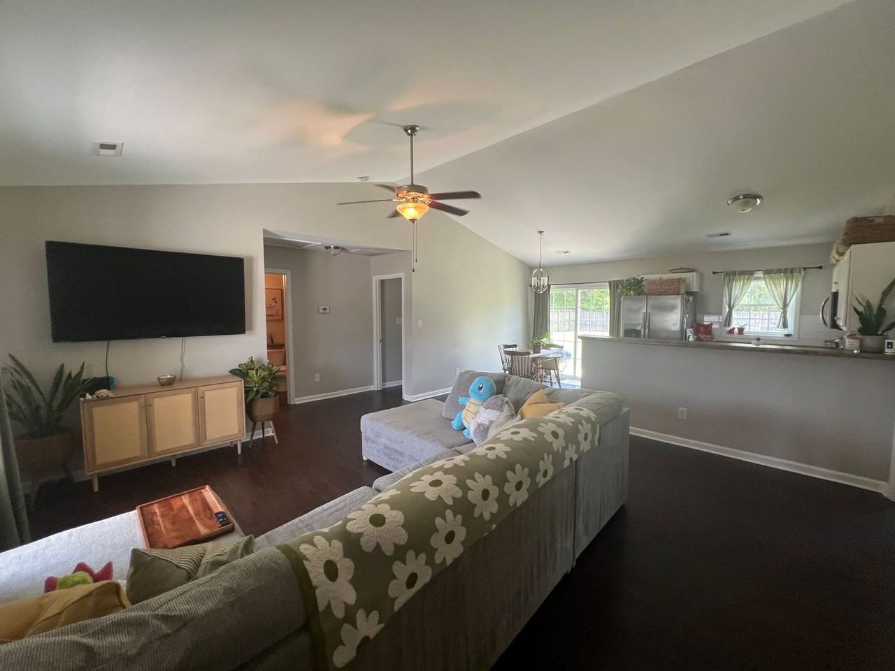 238 Sweet Gum Ln - Photo 3 of 23