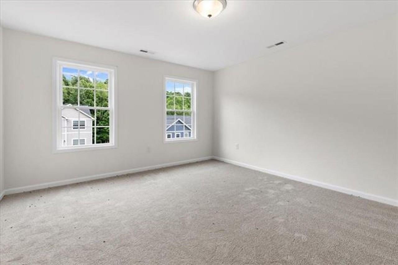 1431 Walnut Ridge Rd - Photo 6 of 21