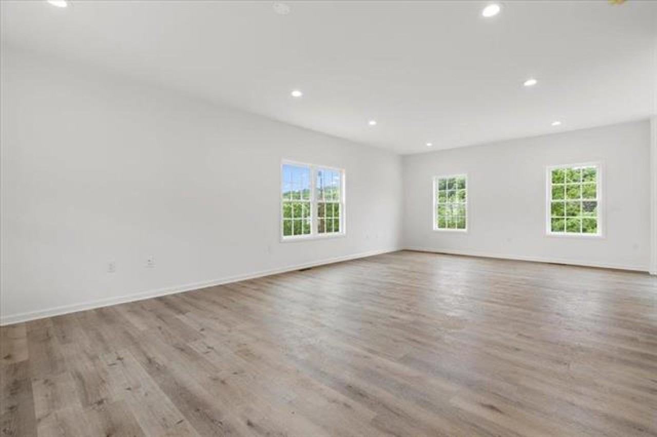 1471 Walnut Ridge Rd - Photo 5 of 33
