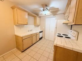 401 E Locust St - Photo 1 of 1