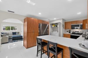 featured image of 10363 Sw 6th St