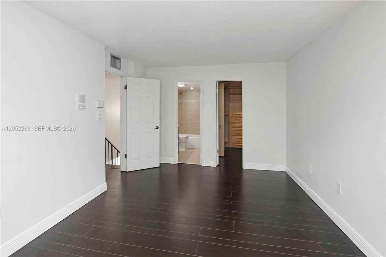12340 Sw 20th Ter - Photo 6 of 12