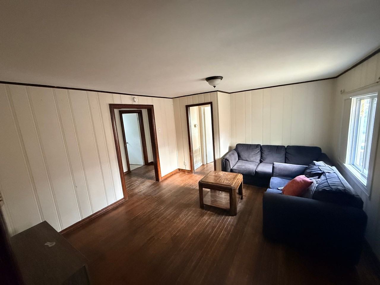 309 Oregon St - Photo 3 of 9