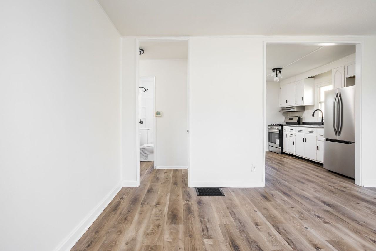 1825 E Legrande Ave - Photo 5 of 14