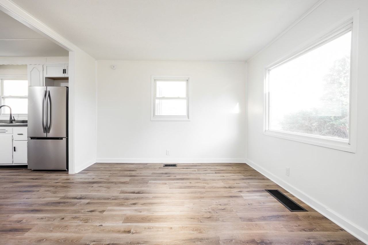 1825 E Legrande Ave - Photo 7 of 14