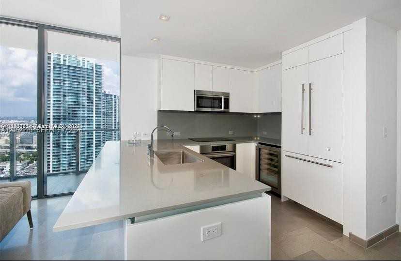 2711 Sw 7th St #2711 - Photo 4 of 8