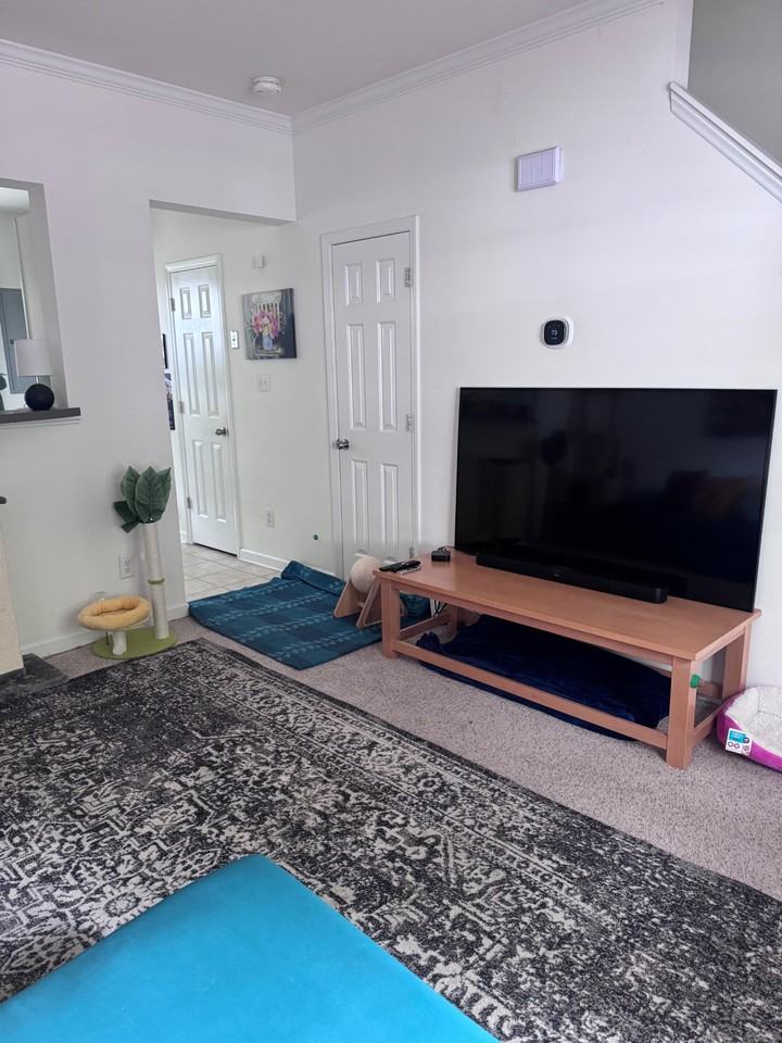 Blue Crest Ln - Photo 5 of 10