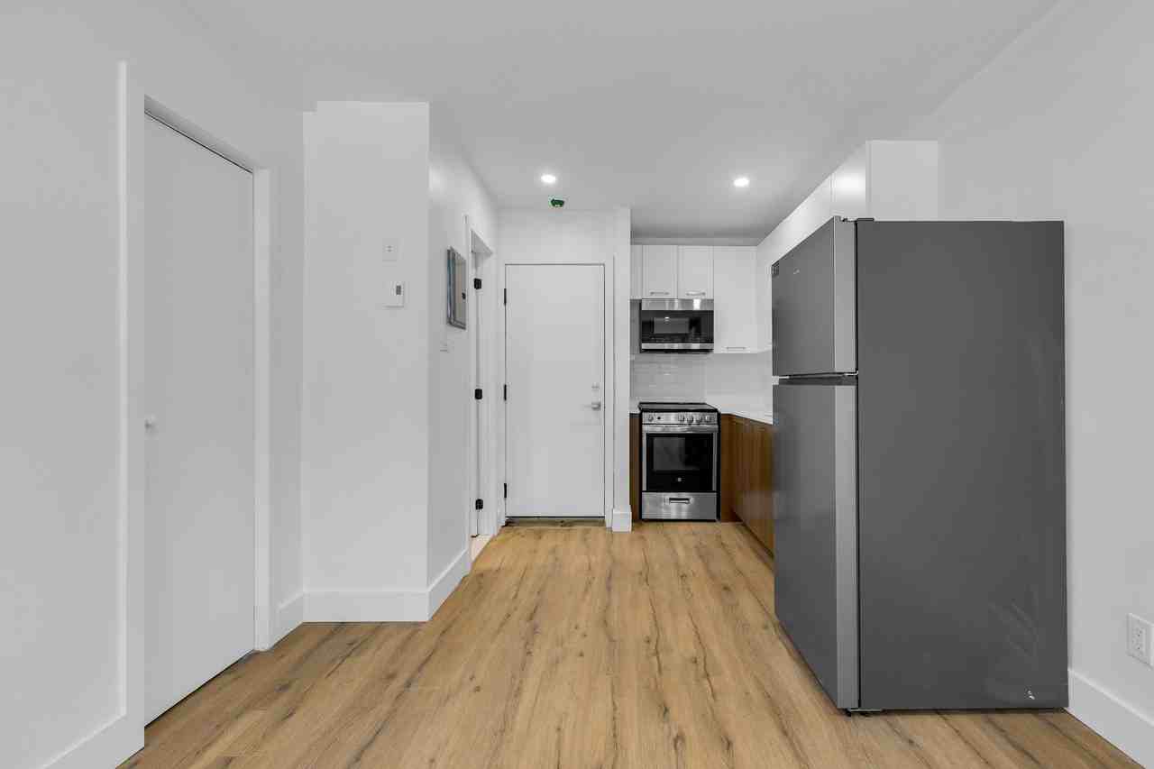 7530 Rue Lajeunesse - Photo 2 of 10