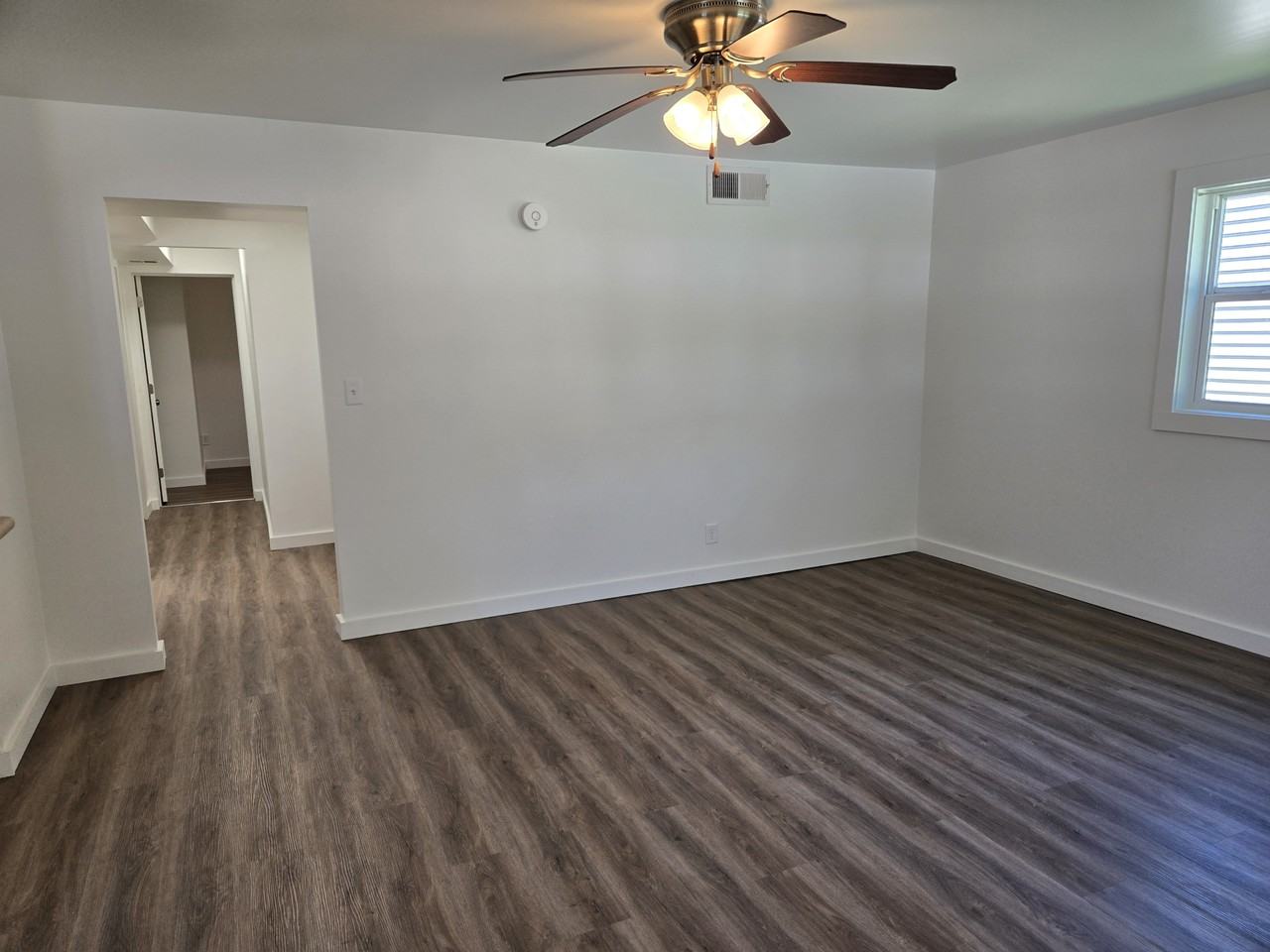 829 Kendall Ave S - Photo 6 of 18