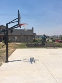 664 Southeast #I - Photo 3 of 30