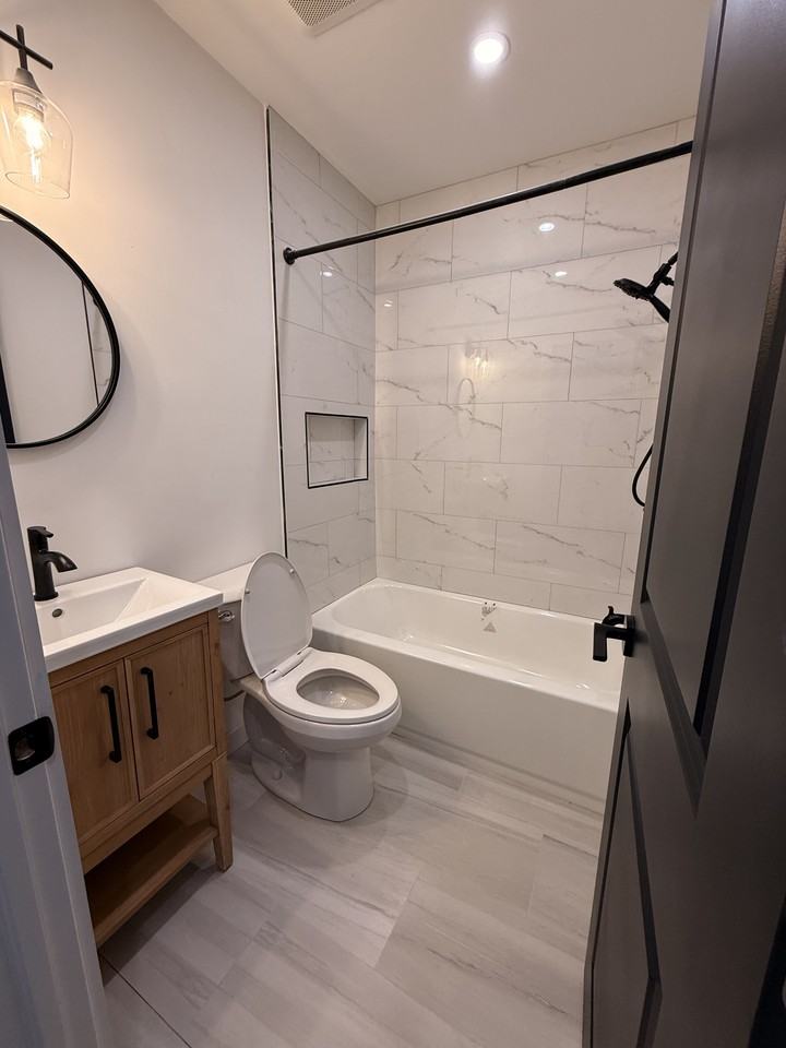 3340 Potter St #2 - Photo 4 of 10