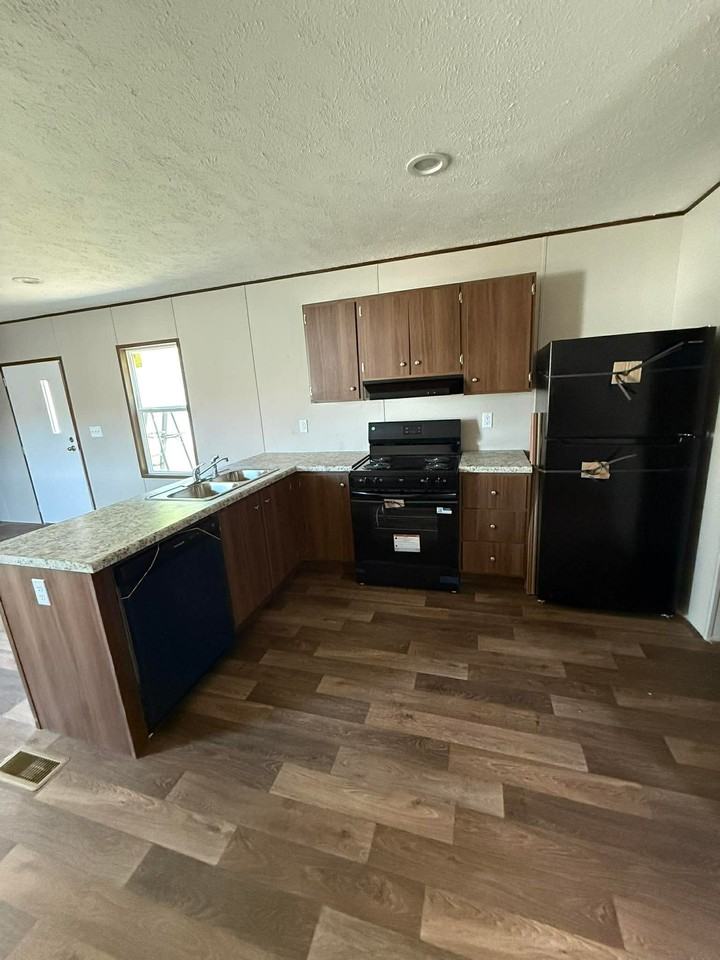 80 Bj Ln - Photo 2 of 8