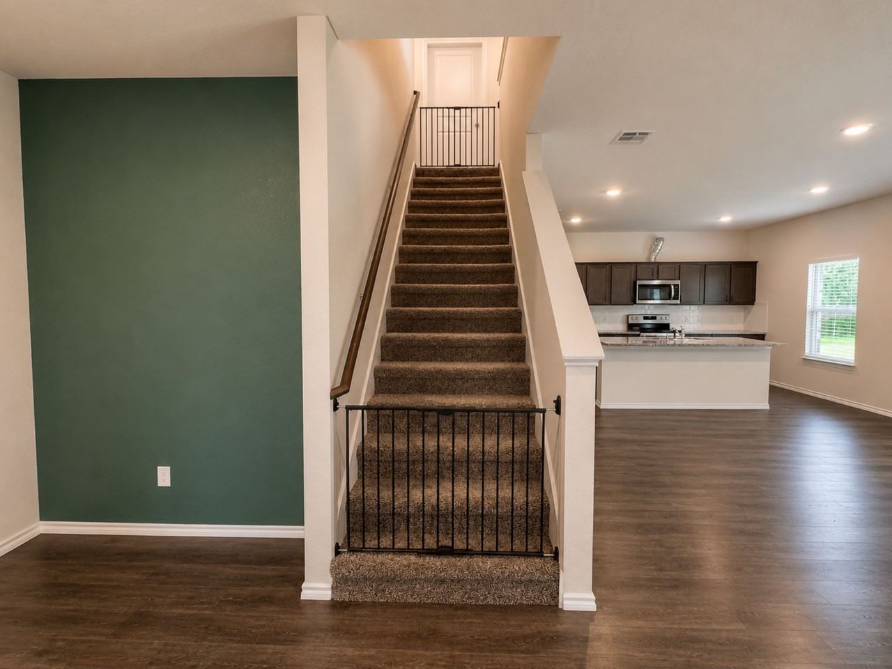 3387 Everly Dr - Photo 5 of 23