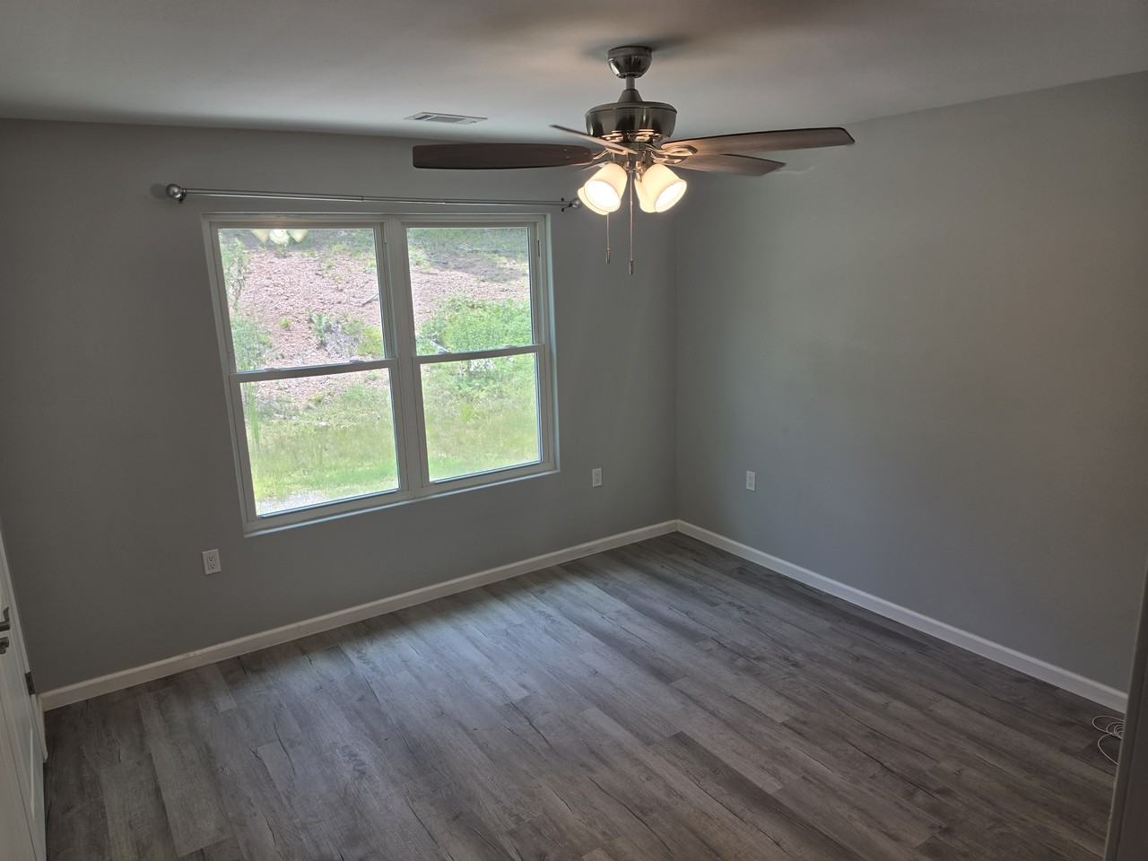 231 White Eagle Trl - Photo 3 of 6