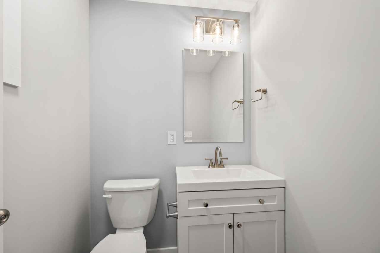 110 Lager Ln - Photo 6 of 10