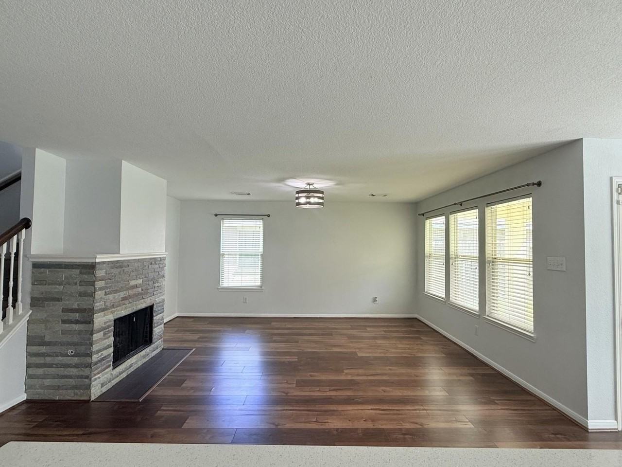 2219 Gable Hollow Ln - Photo 6 of 29