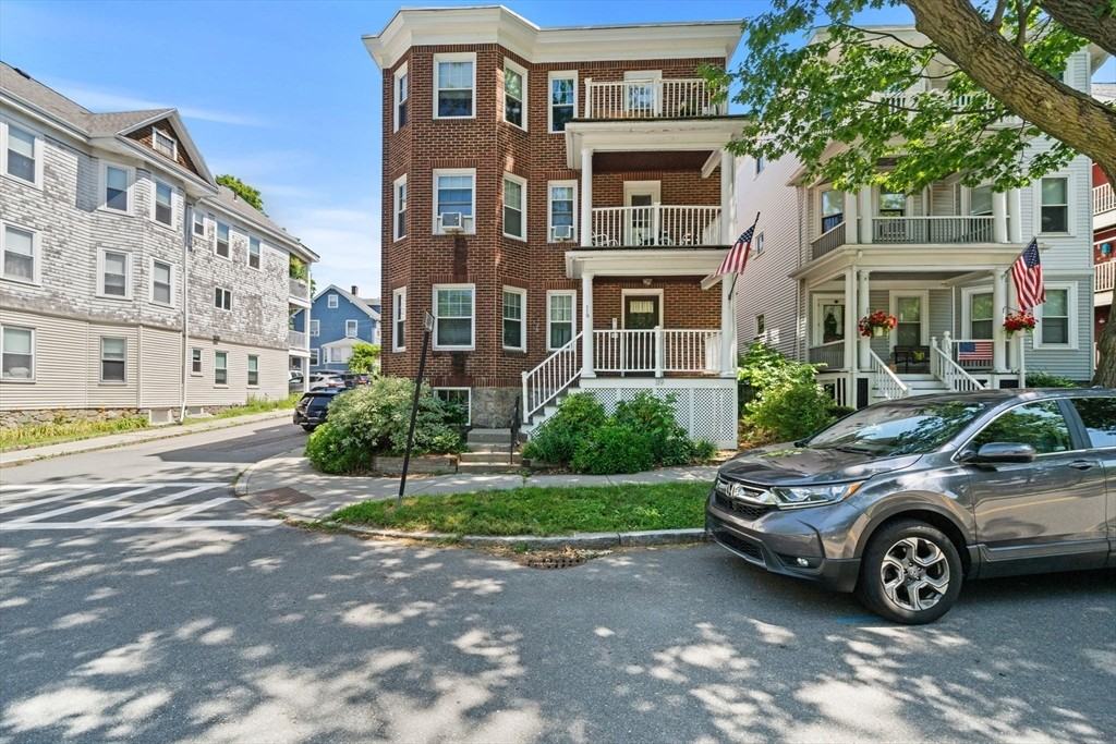 119 Eliot St
