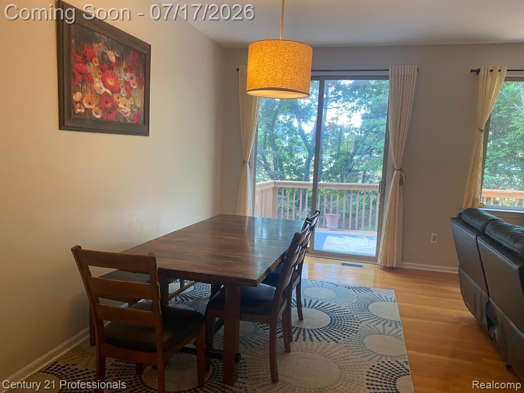 1083 Maya Court Court - Photo 3 of 21