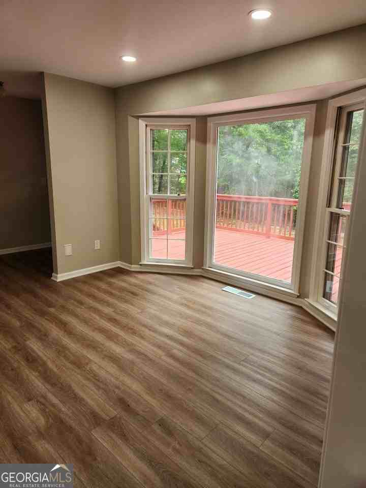 130 Sandy Dr - Photo 7 of 20