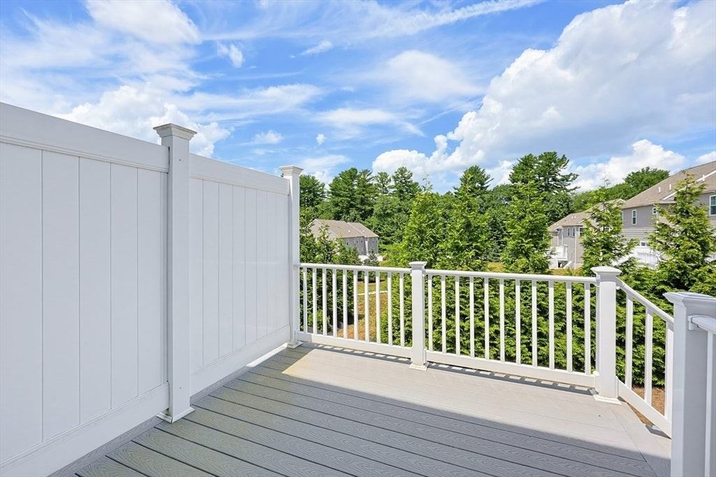 2 Evergreen Dr - Photo 4 of 29