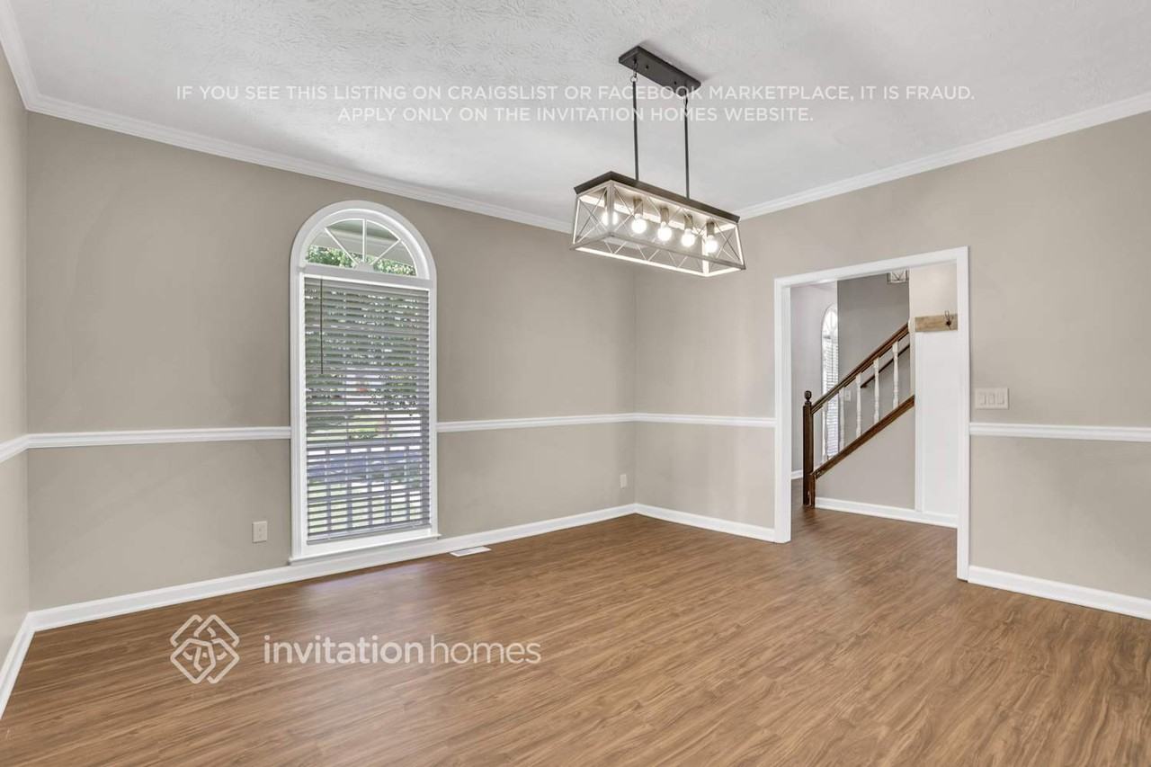 1201 Springmont Ct - Photo 5 of 29