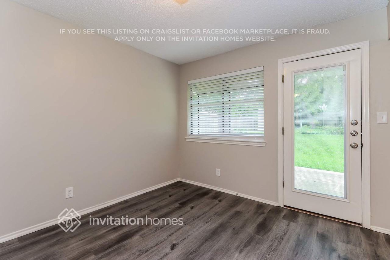 5411 Rimrock Ct - Photo 7 of 16