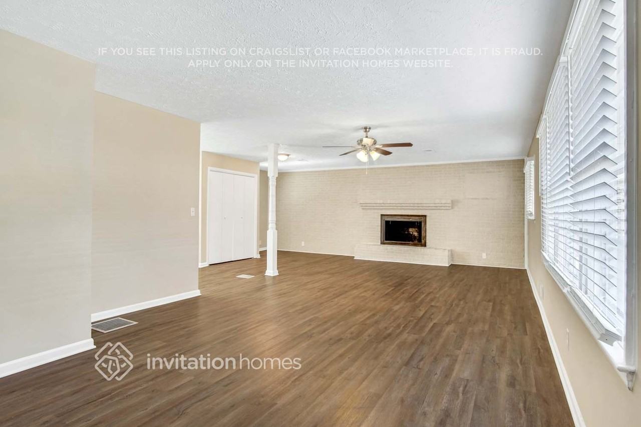 4286 Newton Cir - Photo 4 of 25