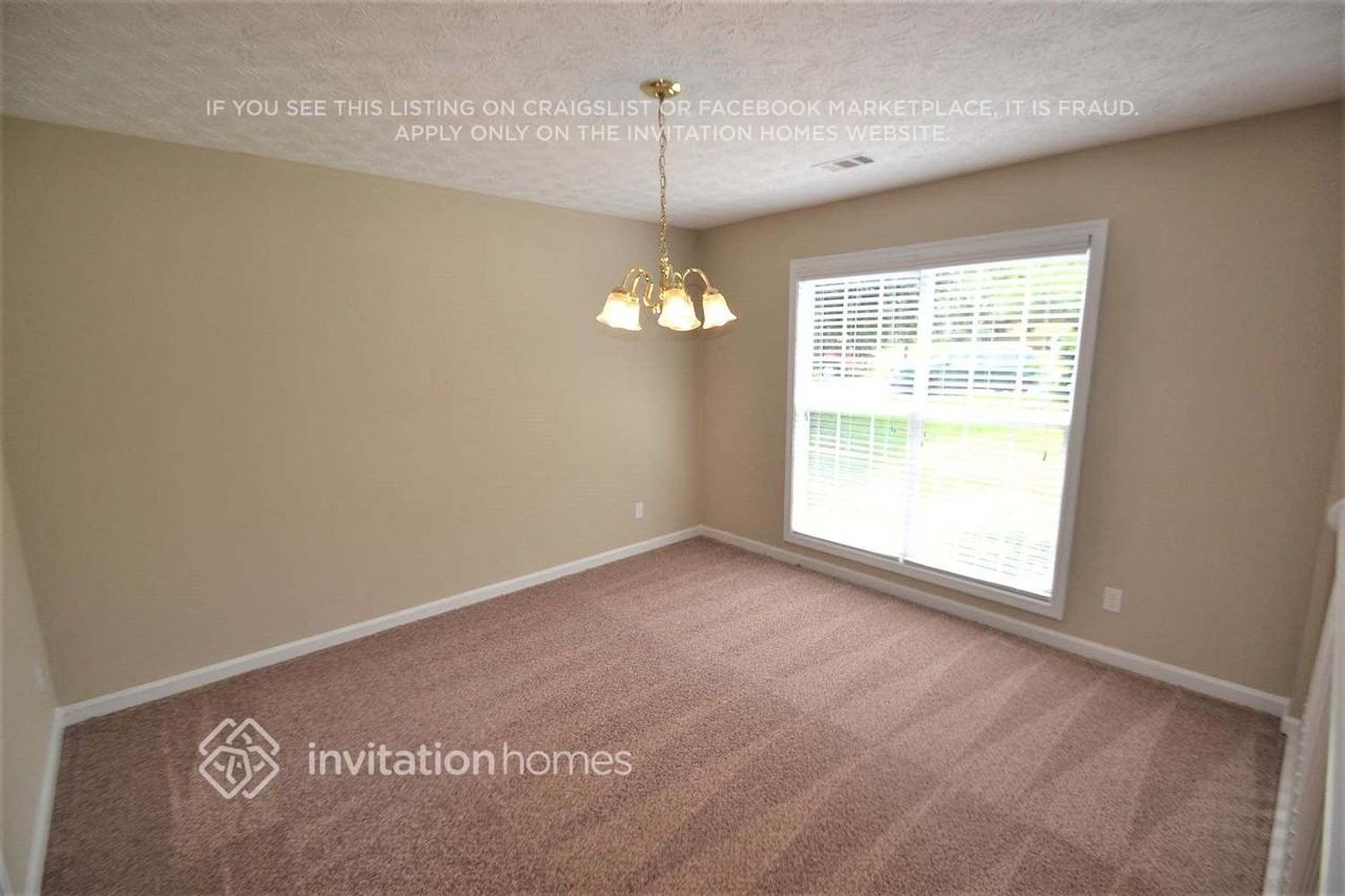 1661 Hampton Walk Dr - Photo 5 of 12