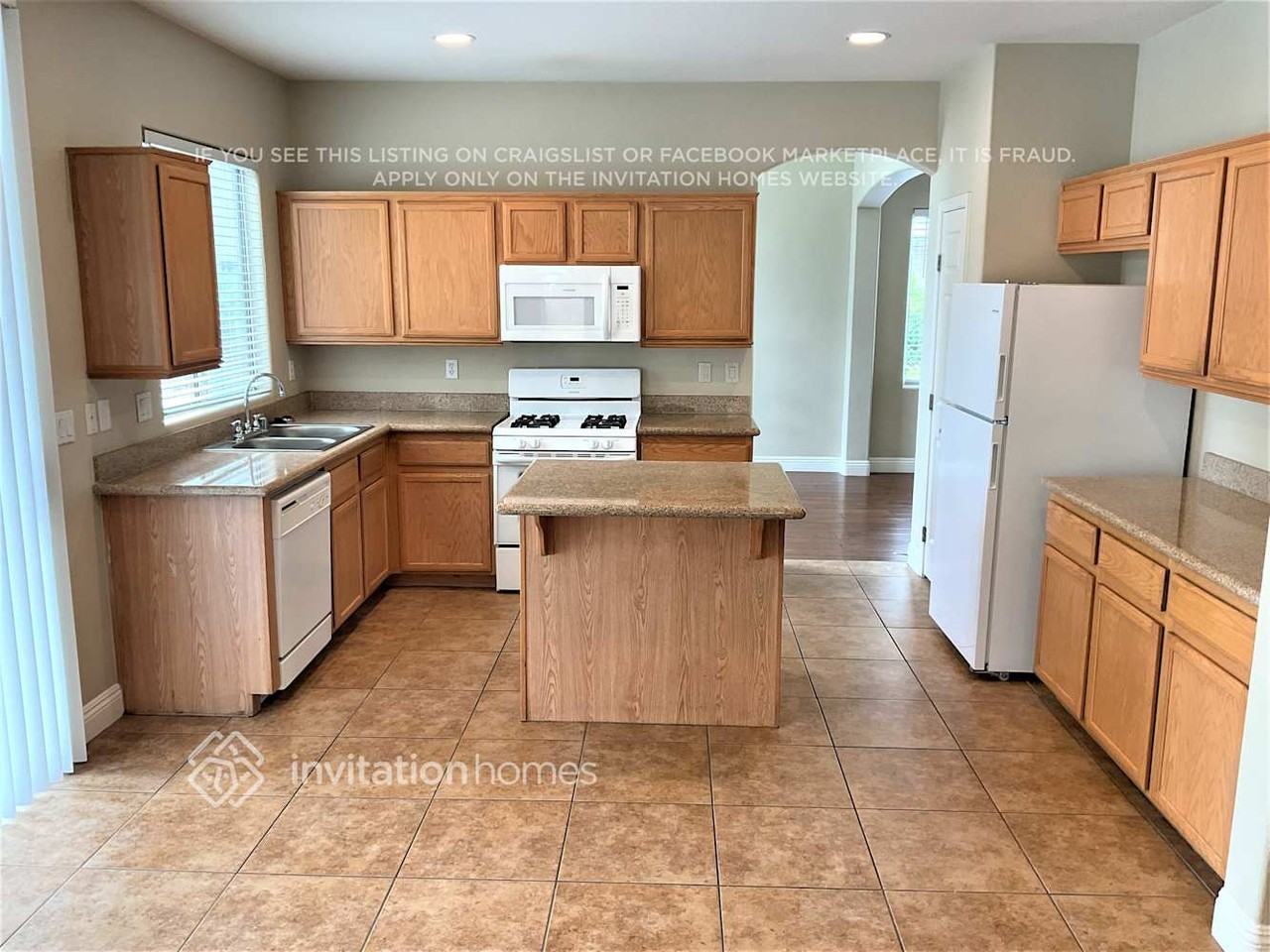 5308 Rizari Ct - Photo 5 of 17