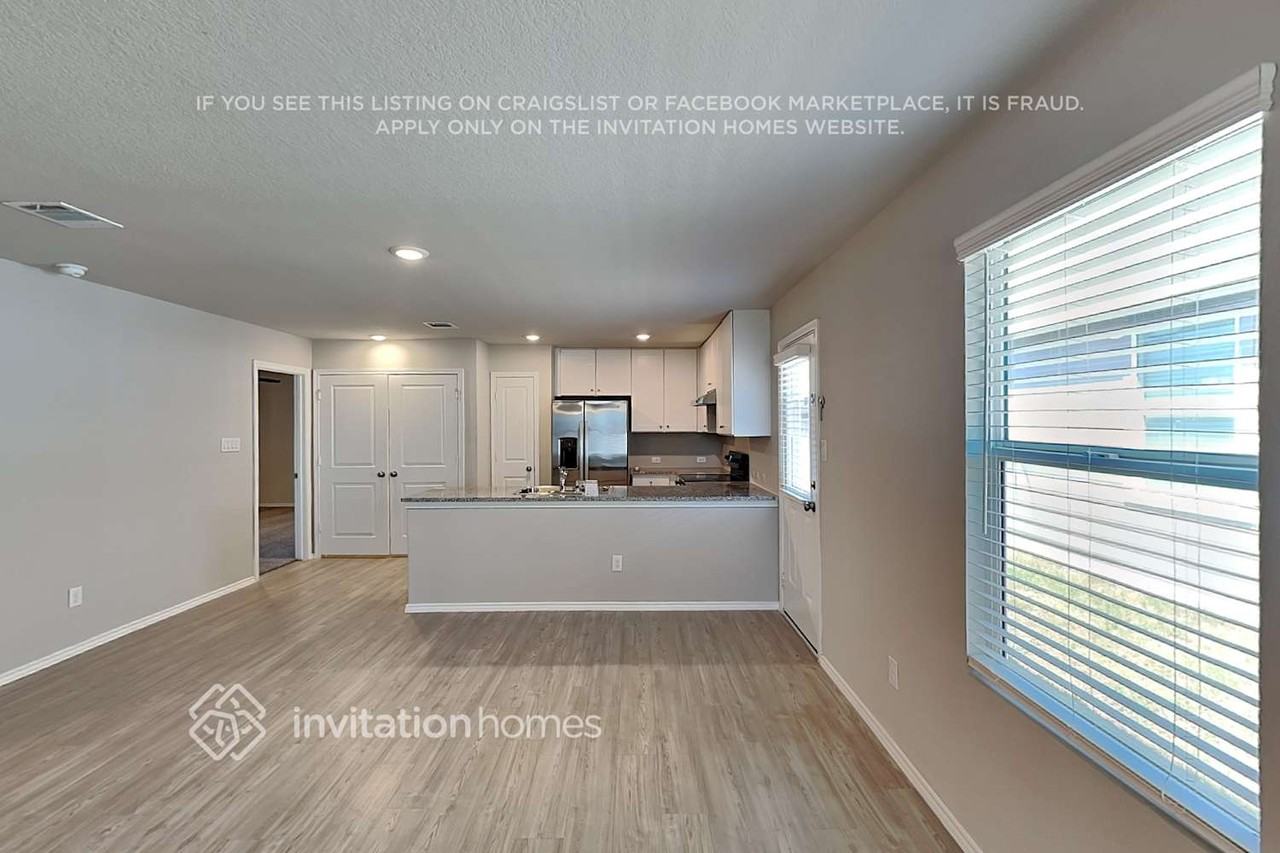 138 Pasadena Pl - Photo 5 of 18
