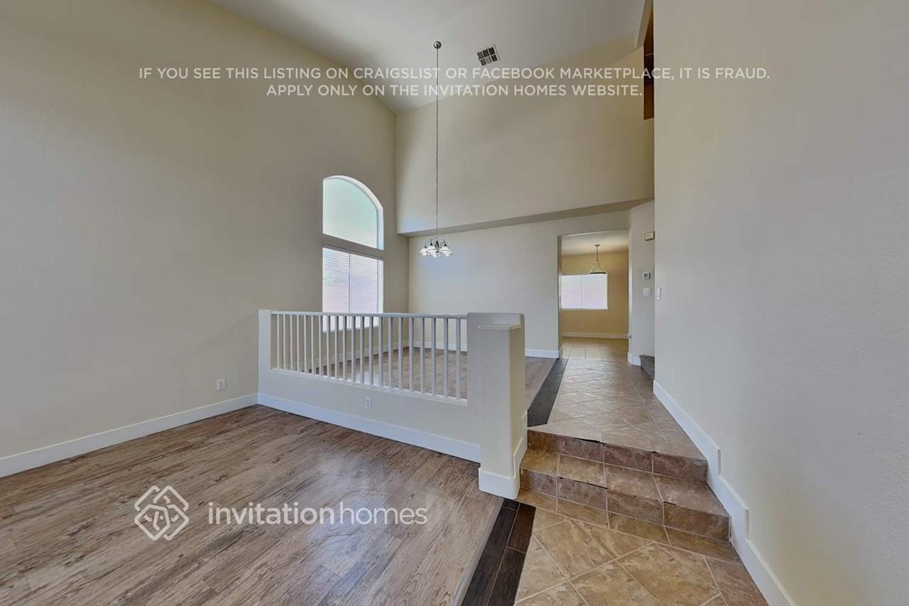 2745 Rebano St - Photo 5 of 21