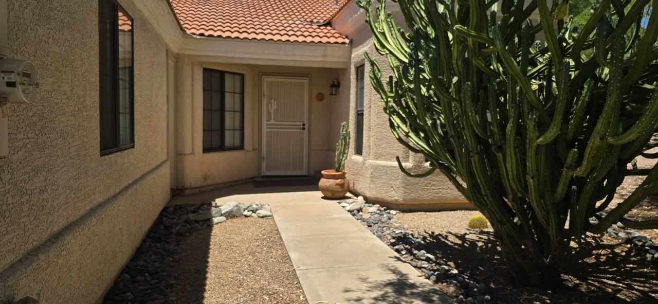 14406 N Galatea Dr - Photo 3 of 26