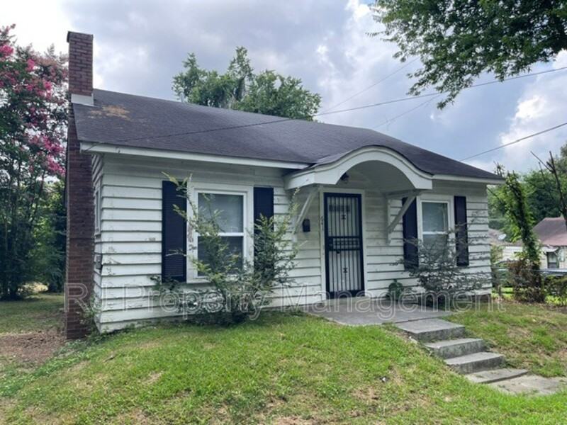 641 S Greer St - Photo 2 of 14