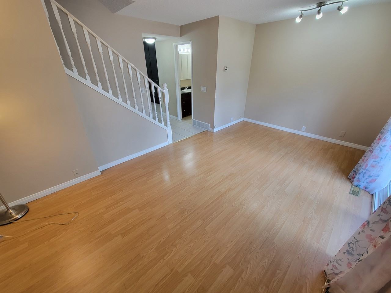 18104 93 Avenue Northwest - Photo 3 of 16