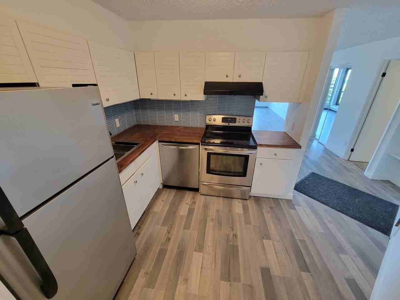 10149 Saskatchewan Dr Nw - Photo 3 of 21