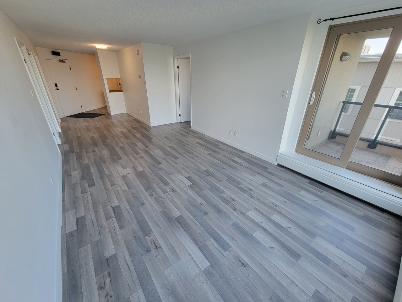 10149 Saskatchewan Dr Nw - Photo 6 of 21