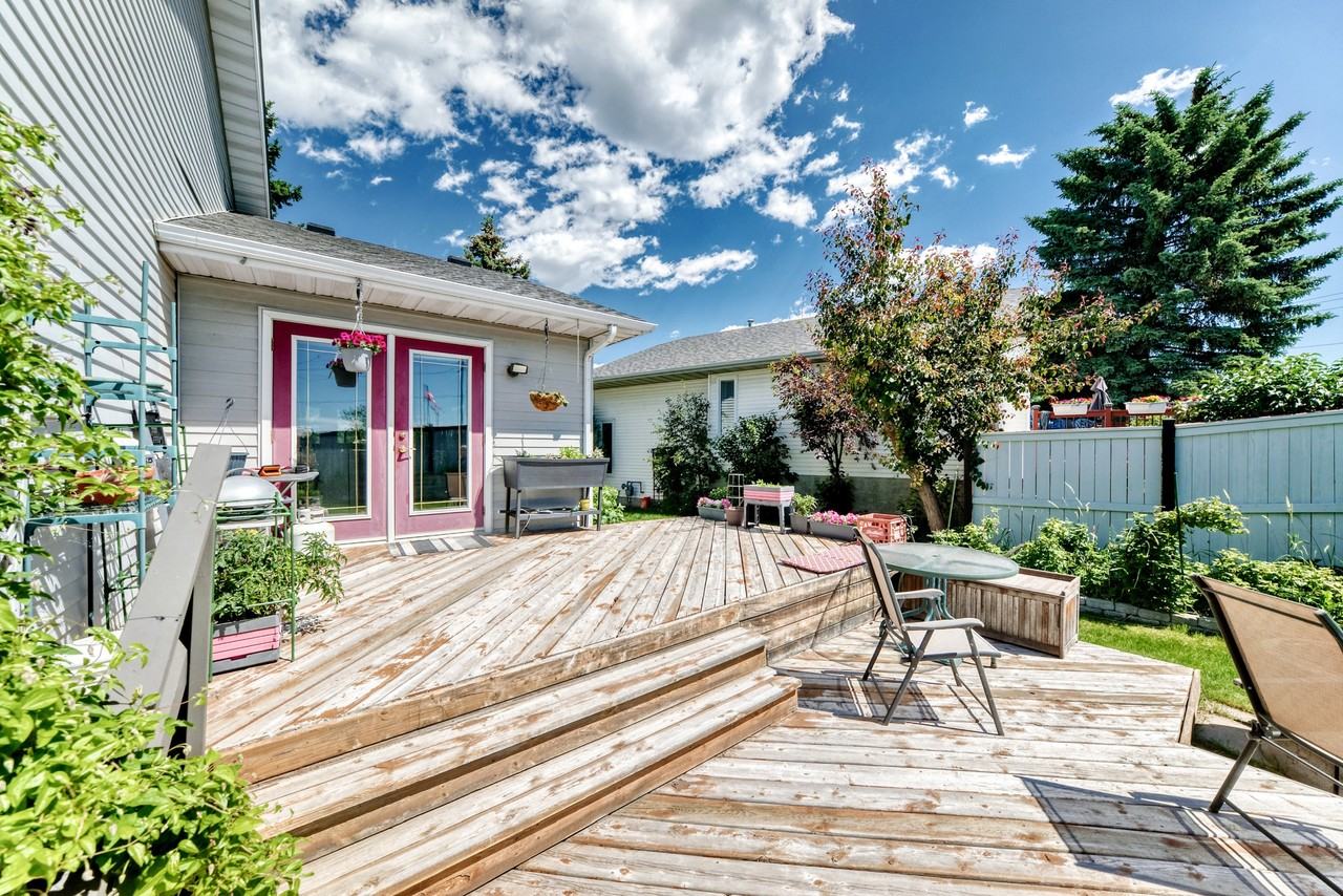 80 Mckerrell Close Se - Photo 5 of 47