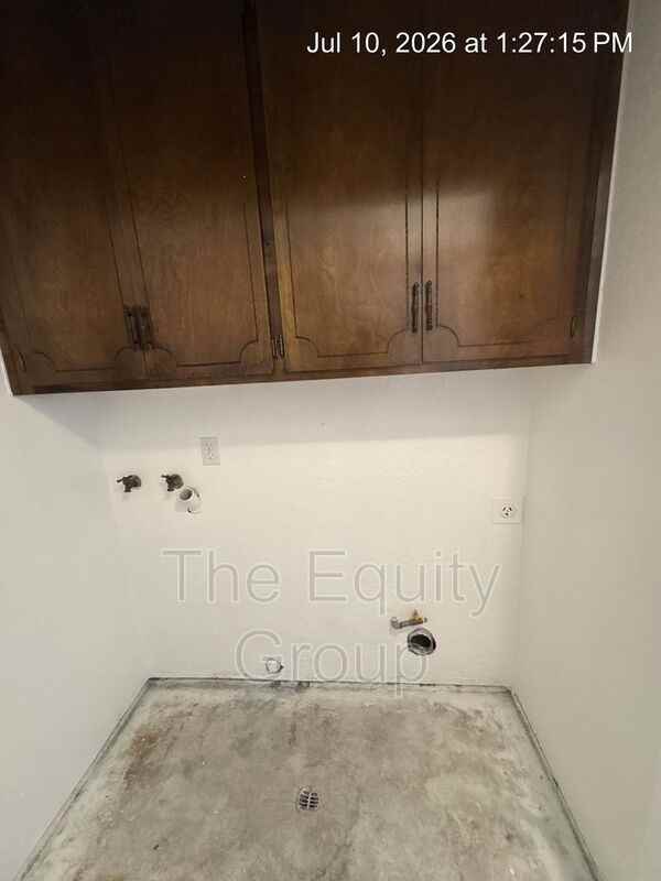 2023 S Tracy Ct - Photo 7 of 15
