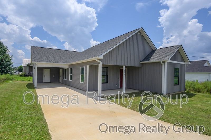 913 6th St - Photo 2 of 30