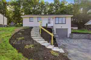 featured image of 29 Janyce Dr