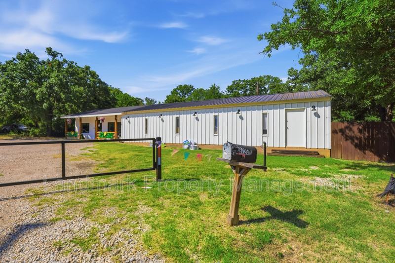 6720 Dick Price Rd - Photo 6 of 27