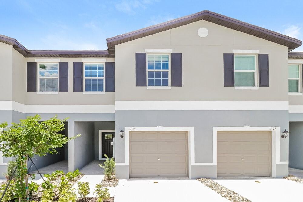 2175 Great Sapphire Ln