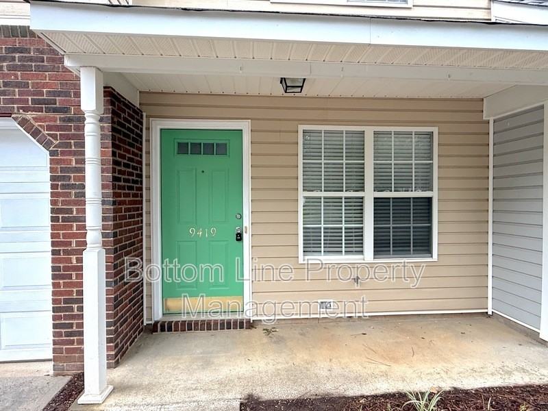 9419 Elizabeth Townes Ln - Photo 2 of 23
