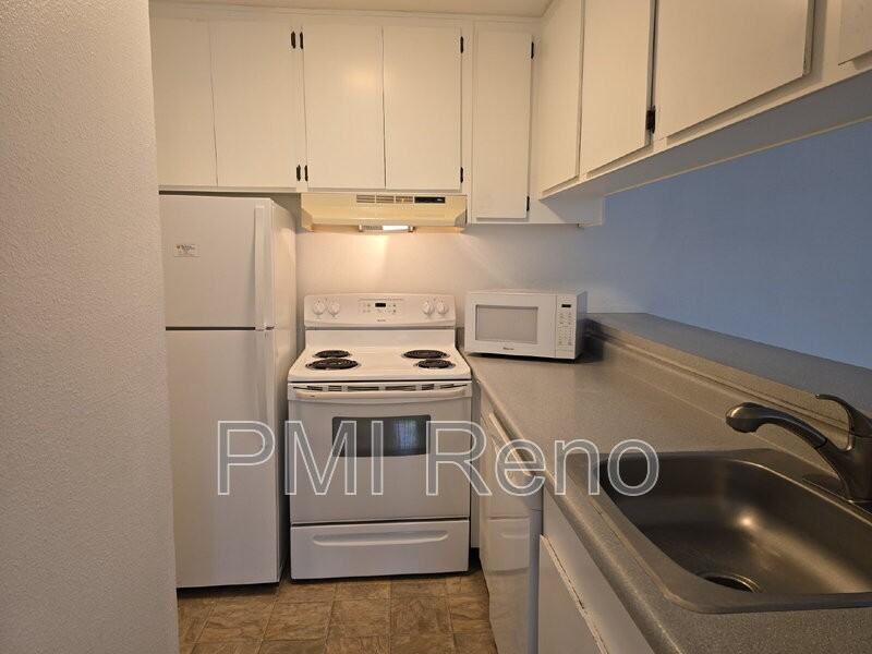 2750 Plumas St #303 - Photo 6 of 21