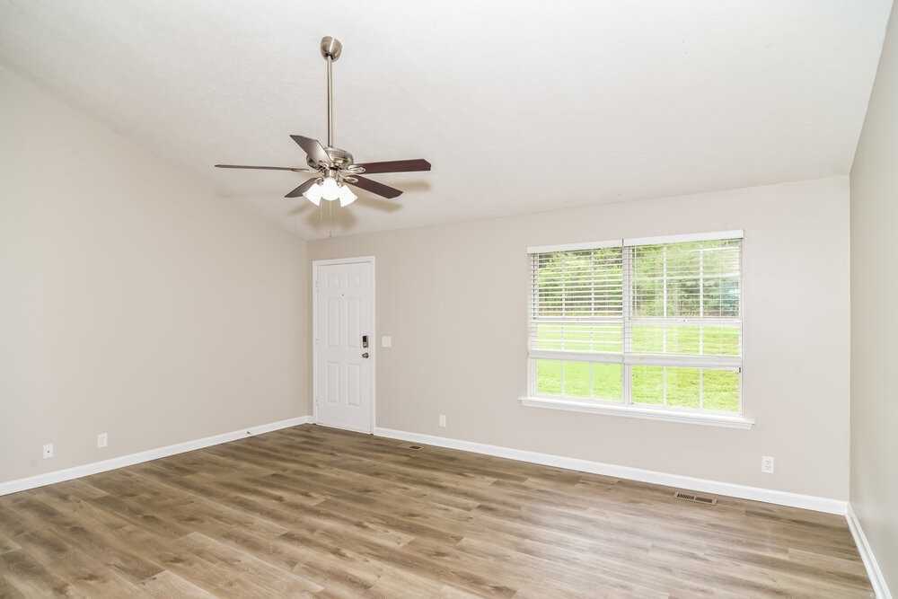 4560 Whites Creek Pike - Photo 5 of 16