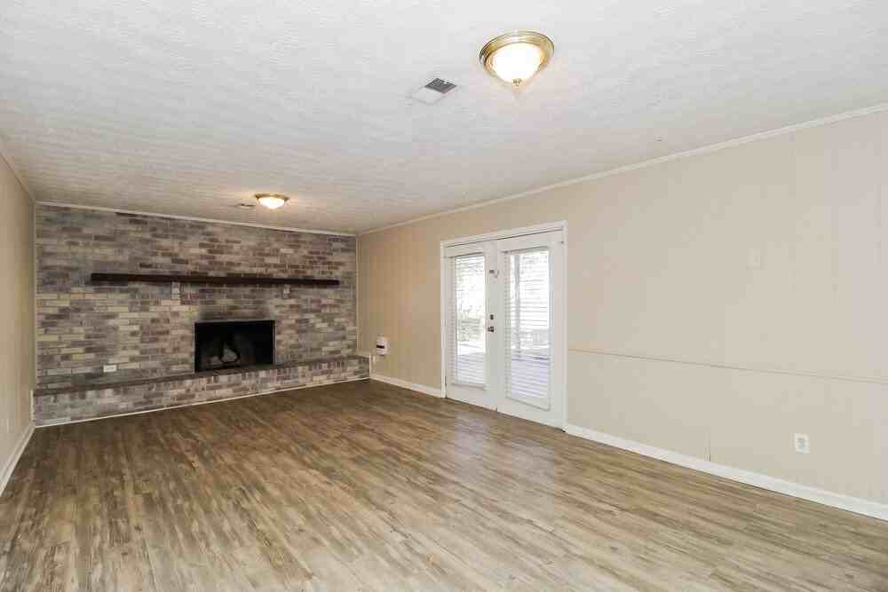 3334 Heatherwood Ln Sw - Photo 5 of 20