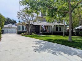 featured image of 2274 Luana Ln