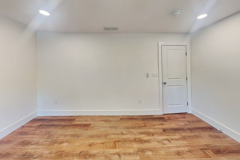 360 Simpson Ter Nw - Photo 7 of 20