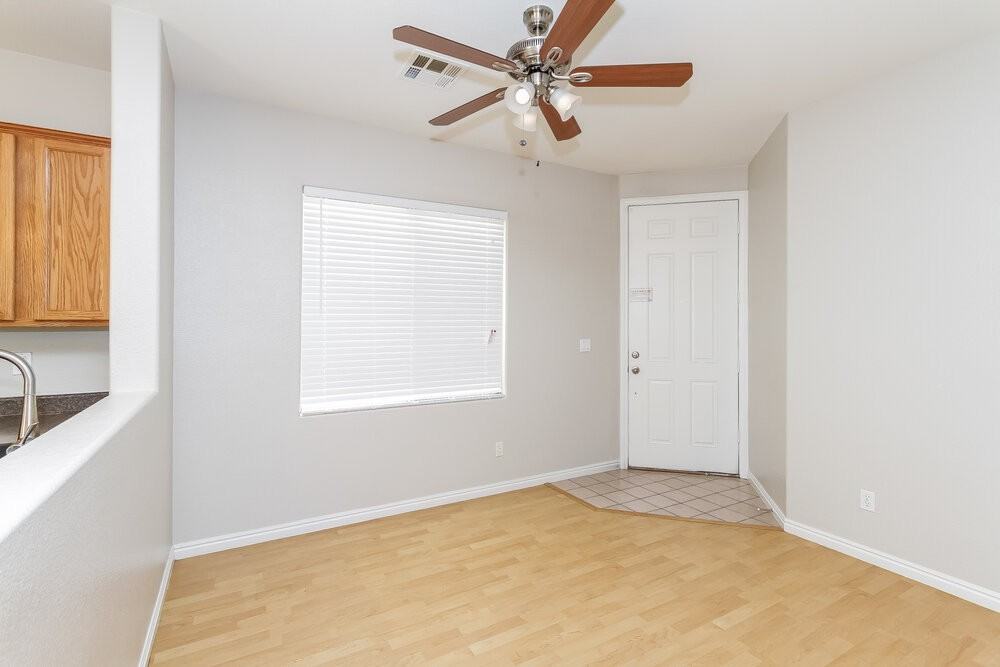 8233 Apple Spice St - Photo 2 of 15