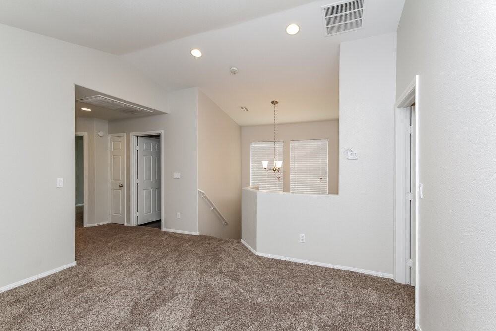 8233 Apple Spice St - Photo 6 of 15